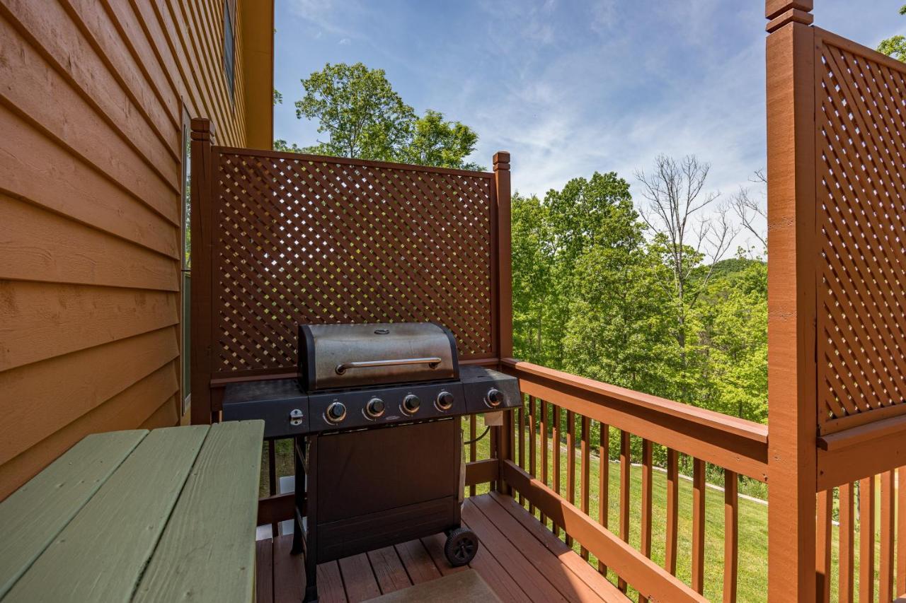 Lakefront With 3 King Beds, Pool Table, Arcade Barrel Dandridge Exterior photo